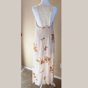 LOVESTITCH Women’s Bohemian Chic Floral Maxi Dress Size Medium
